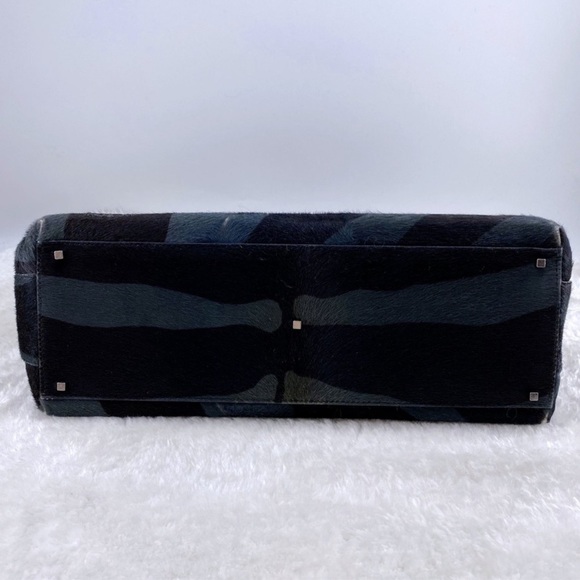 Authentic Salvador Ferragamo Bag - Picture 6 of 16